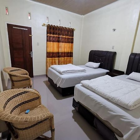 Welcome To Wisma Sunrise Guest House 10 Minutes By Walking To The Big Fruit Market Berastagi Dış mekan fotoğraf